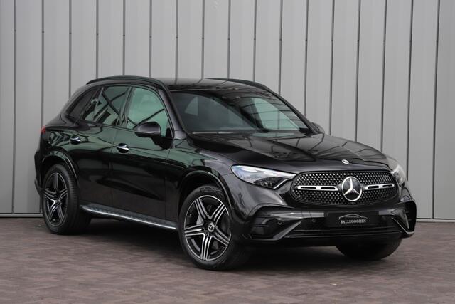Mercedes-Benz GLC-KLASSE 300 AMG 4-Matic | 258PK | Luchtvering | Achterasbesturing | Massage | Head-up | Keyles-go | Burmester | Sfeerverlichting | Pano | Digital-light | 2023.