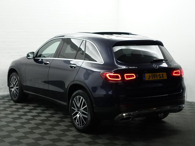 Mercedes-Benz GLC-KLASSE 300e 4MATIC AMG Prestige Plus Aut- Panodak, 360 Camera, Sfeerverlichting, Virtual Cockpit, Burmester, Standkachel