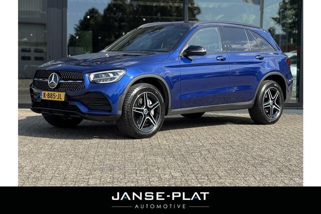 Mercedes-Benz GLC-KLASSE 300e 4MATIC Bns Sul. AMG Wegdr.Trekhaak | NL-AUTO | Camera |