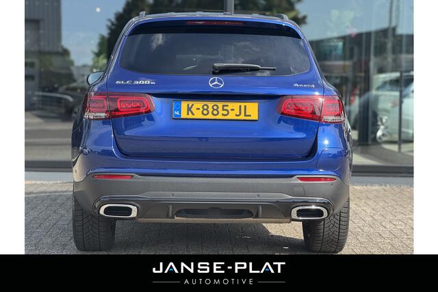 Mercedes-Benz GLC-KLASSE 300e 4MATIC Bns Sul. AMG Wegdr.Trekhaak | NL-AUTO | Camera |