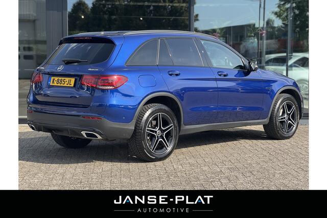 Mercedes-Benz GLC-KLASSE 300e 4MATIC Bns Sul. AMG Wegdr.Trekhaak | NL-AUTO | Camera |