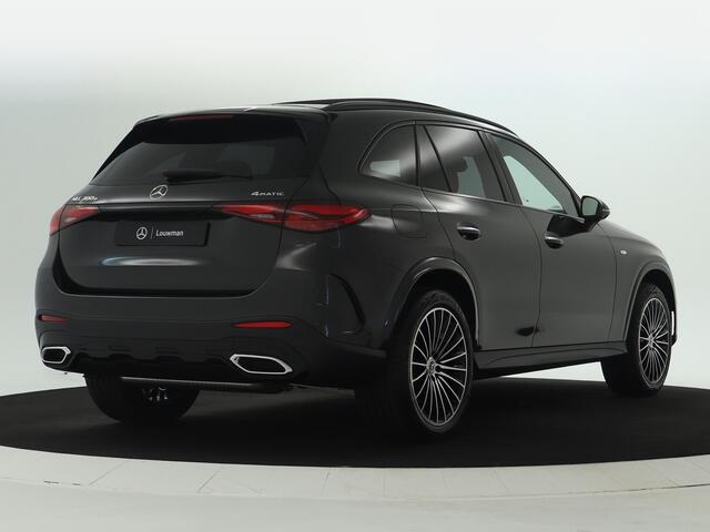 Mercedes-Benz GLC-KLASSE 300e 4MATIC Sport Edition | Nightpakket | AMG Premium | Parkeerpakket met 360°-camera | EASY PACK achterklep | URBAN GUARD voertuigbescherming plus | Memorypakket | Dodehoekassistent |