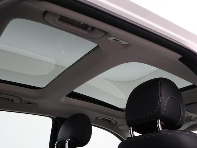 Mercedes-Benz GLC-KLASSE 350e 4MATIC PLUG-IN HYBRID + TREKHAAK | PANORAMA | LUCHTVERING | LED | STOELVERWARMING