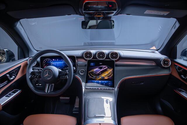 Mercedes-Benz GLC-KLASSE 300e 4MATIC AMG Line Panorama dak