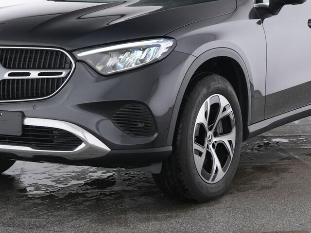 Mercedes-Benz GLC-KLASSE 300 e 4MATIC Plug-In Hybride Avantgarde Advanced Plus | Trekhaak | Rijassistentiepakket plus | Stuur en Stoelverwarming. Inclusief 24 maanden MB Certified garantie voor Europa.
