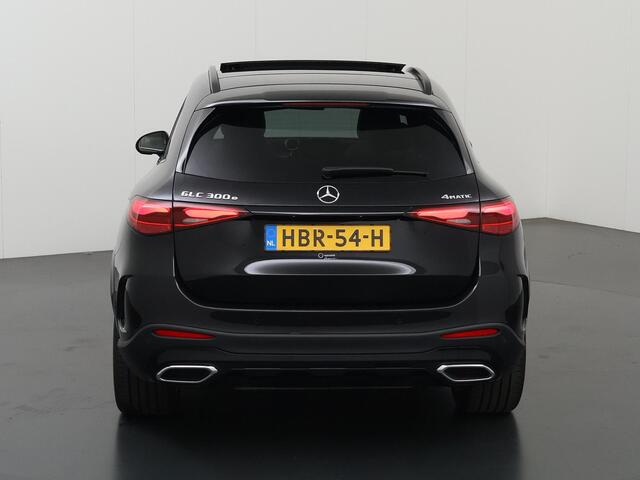 Mercedes-Benz GLC-KLASSE 300e 4MATIC Business Line | AMG | Night | Panoramadak | Memory | 20" lichtmetalen velgen |