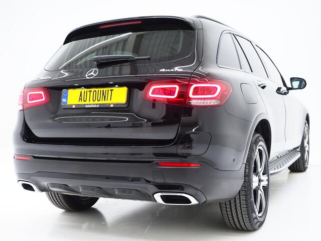 Mercedes-Benz GLC-KLASSE 300e 4MATIC Premium Night Black | Panoramadak | 360 | Keyless | Adaptive Cruise | Treeplanken | Carplay