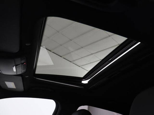 Mercedes-Benz GLC-KLASSE Coupé 300e 4Matic Business Solution AMG | Panoramadak | 360 Camera | Burmester Surround | Stoelverwarming | Trekhaak | Carplay | Matrix LED | Keyless | Leder/Alcantara