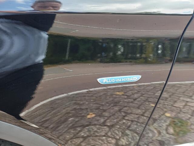 Mercedes-Benz GLC-KLASSE 350e 4MATIC Premium Plus ,BOEKJES,NAP EN ONDERHOUDSHISTORIE