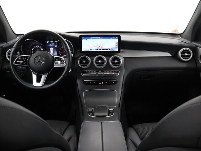 Mercedes-Benz GLC-KLASSE 200 4MATIC Advantage | Night | 19" lichtmetalen velgen | Stoelverwarming |