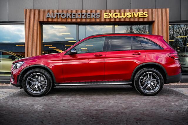 Mercedes-Benz GLC-KLASSE 300e 4MATIC Business Solution AMG Camera Leer Navi Virtual Dash Stoelverw.