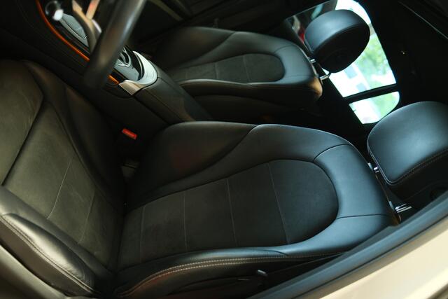 Mercedes-Benz GLC-KLASSE Coupé 250 4MATIC Premium Plus AMG-line/Wegklapbare trekhaak/Night-pakket