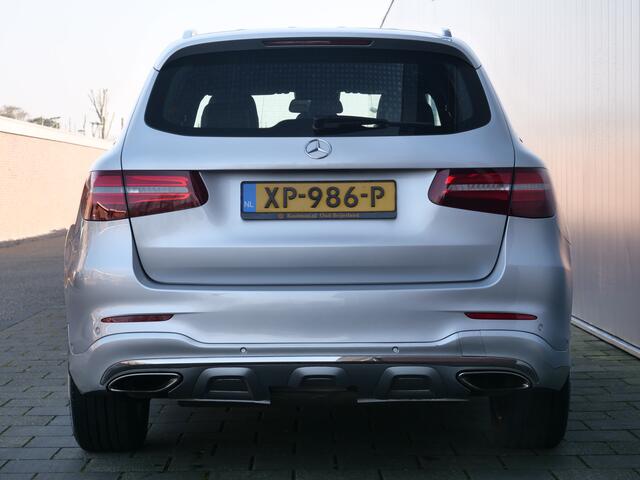 Mercedes-Benz GLC-KLASSE 250 211pk 4MATIC AMG-Line AUTOMAAT LED-koplampen / Trekhaak / AMG-Styling