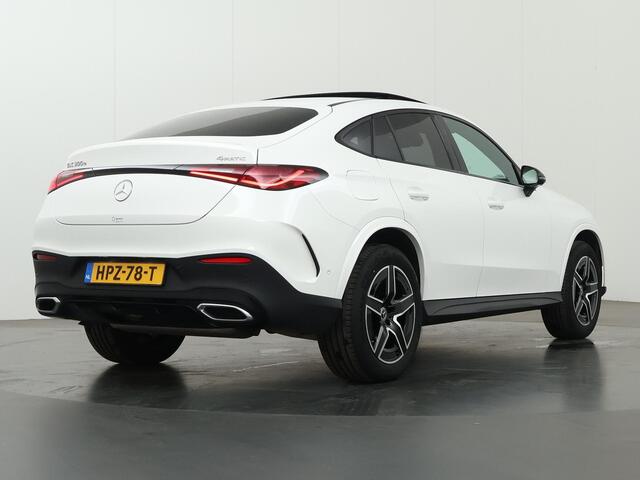 Mercedes-Benz GLC-KLASSE Coupé 300e 4MATIC AMG Line | Panoramadak | Night pakket | Trekhaak | Distronic |