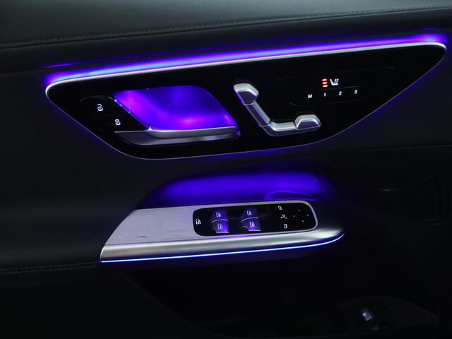 Mercedes-Benz GLC-KLASSE Coupé 300 e 4MATIC AMG Plug-In Hybride | Trekhaak | Panorama Dak | Stuur- en Stoelverwarming | Digital Light | 360 gr Camera | Memory | Inclusief 24 maanden Mercedes-Benz Certified garantie voor Europa.