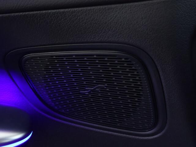 Mercedes-Benz GLC-KLASSE Coupé 300 e 4MATIC AMG Plug-In Hybride | Trekhaak | Panorama Dak | Stuur- en Stoelverwarming | Digital Light | 360 gr Camera | Memory | Inclusief 24 maanden Mercedes-Benz Certified garantie voor Europa.