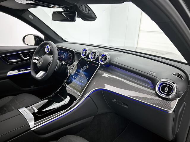 Mercedes-Benz GLC-KLASSE 300e 4MATIC Sport Edition | Premium pakket | Panoramaschuifdak | Smartphone integratie | Trekhaak | Parkeerpakket met 360°-camera | Voorstoelen met Memory | MBUX Augmented Reality |