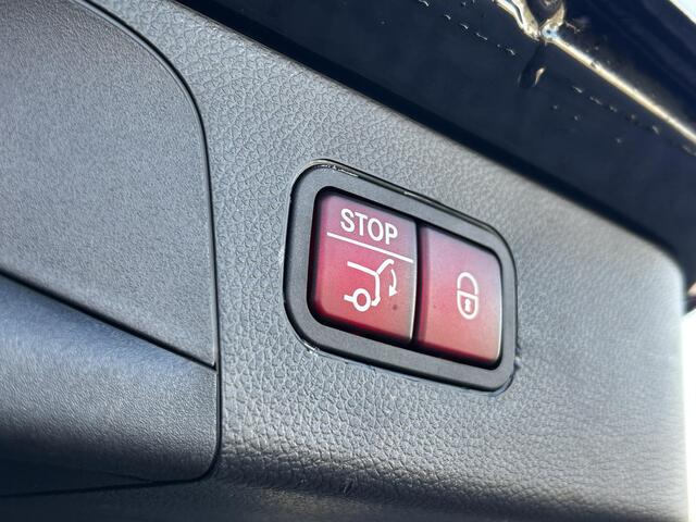 Mercedes-Benz GLC-KLASSE 300e 4MATIC Business Solution AMG | Panoramadak | Stoelverwarming | Cruise Control