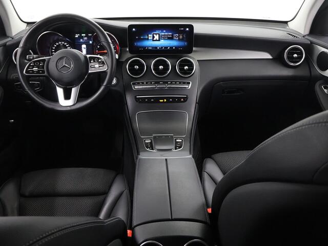 Mercedes-Benz GLC-KLASSE 200 4MATIC Premium | Stoelverwarming | Achteruitrijcamera | Widescreen | Sfeerverlichting |