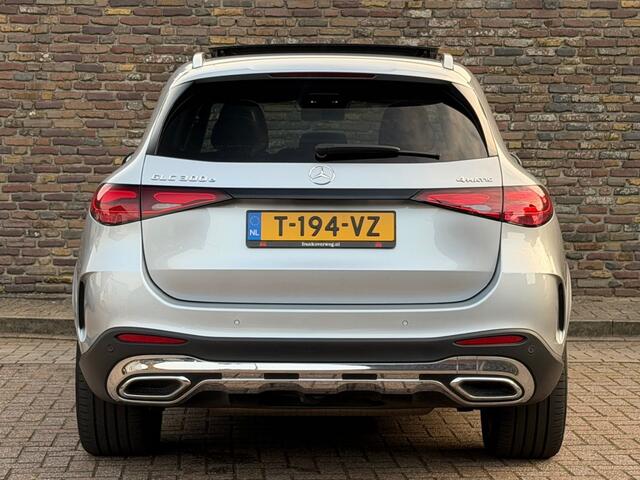 Mercedes-Benz GLC-KLASSE 300E 4MATIC AMG LINE Panodak 20 Inch Digital Light