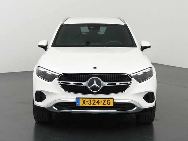 Mercedes-Benz GLC-KLASSE 300e 4MATIC Luxury Line | Digital Light | Memory | Stoelverwarming | Sfeerverlichting |
