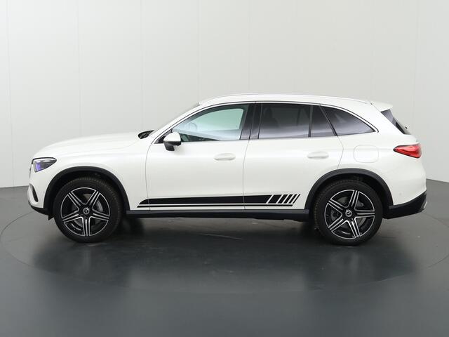 Mercedes-Benz GLC-KLASSE 300e 4MATIC Luxury Line | Digital Light | Memory | Stoelverwarming | Sfeerverlichting |