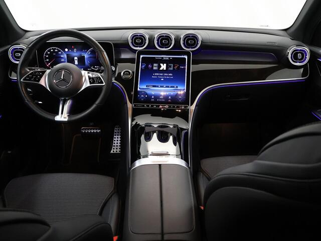 Mercedes-Benz GLC-KLASSE 300e 4MATIC Luxury Line | Digital Light | Memory | Stoelverwarming | Sfeerverlichting |