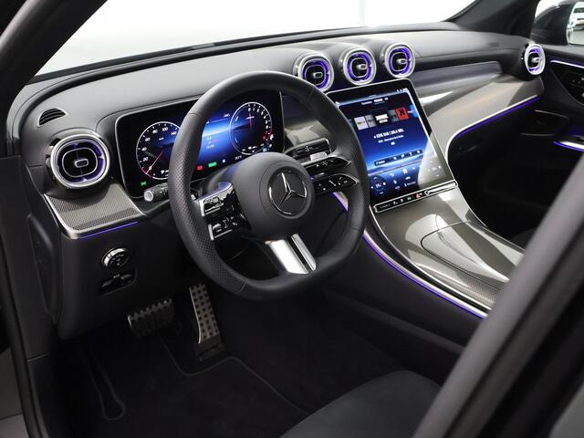 Mercedes-Benz GLC-KLASSE 300e 4MATIC AMG Line | Trekhaak | Panoramadak | Treeplanken | Premium pakket | Night pakket |