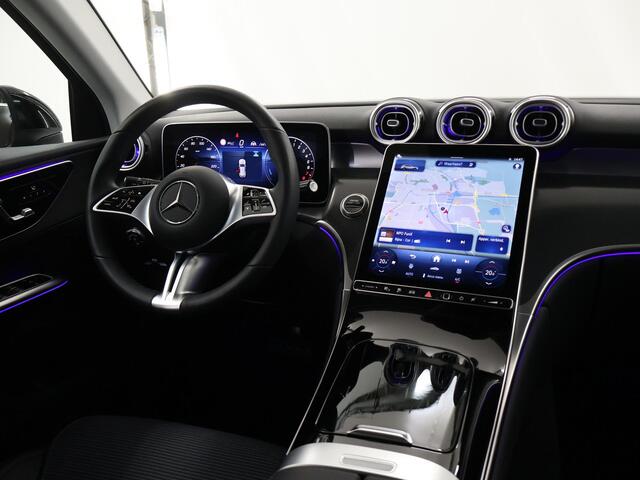 Mercedes-Benz GLC-KLASSE 300e 4MATIC Luxury Line | Rijassistentiepakket | Winter pakket | Trekhaak | 360 camera | Sfeerverlichting |