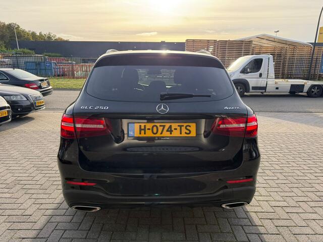 Mercedes-Benz GLC-KLASSE 250 4MATIC Premium Plus | AUTOMAAT | PANO DAK | 12MND GARANTIE | TREKHAAK |