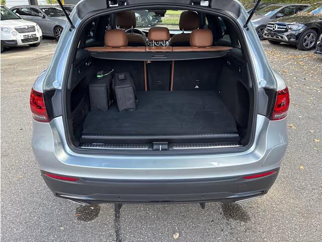 Mercedes-Benz GLC-KLASSE 300e 4MATIC AMG-Line LED Panoramadak Trekhaak 19 Inch Achteruitrijcamera PDC Carplay