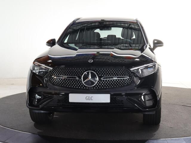Mercedes-Benz GLC-KLASSE 300e 4MATIC Sport Edition | Panoramaschuifdak | Premium pakket | Nightpakket | 360° camera | Dodehoekassistent | DIGITAL LIGHT |