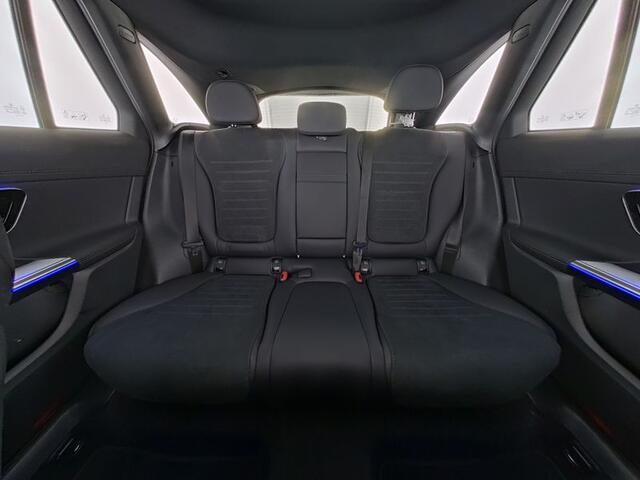 Mercedes-Benz GLC-KLASSE 300 e 4MATIC AMG Plug-In Hybride AMG Line Premium Plus | Almar Klasse 3 | Trekhaak | Night Pakket | Distronic | Panorama Schuif-Kanteldak. Inclusief 24 maanden MB Certified garantie voor Europa.