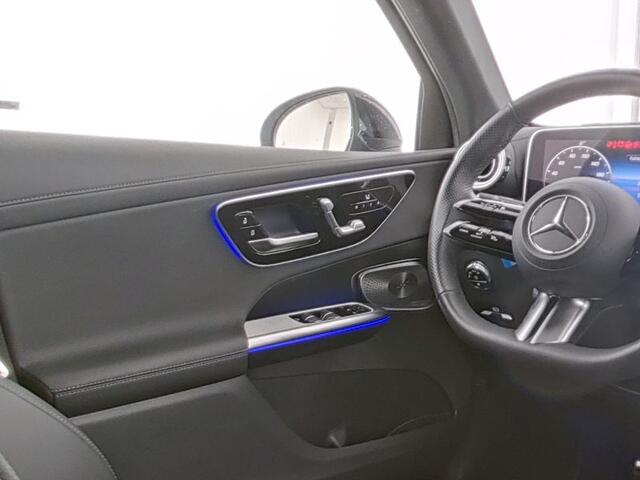 Mercedes-Benz GLC-KLASSE 300 e 4MATIC AMG Plug-In Hybride AMG Line Premium Plus | Almar Klasse 3 | Trekhaak | Night Pakket | Distronic | Panorama Schuif-Kanteldak. Inclusief 24 maanden MB Certified garantie voor Europa.