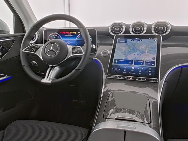 Mercedes-Benz GLC-KLASSE 300 e 4MATIC Plug-In Hybride Trekhaak | Panorama Schuif-Kanteldak | Memory Voorstoelen | Stuur en Stoelverwarming. Inclusief 24 maanden MB Certified garantie voor Europa.