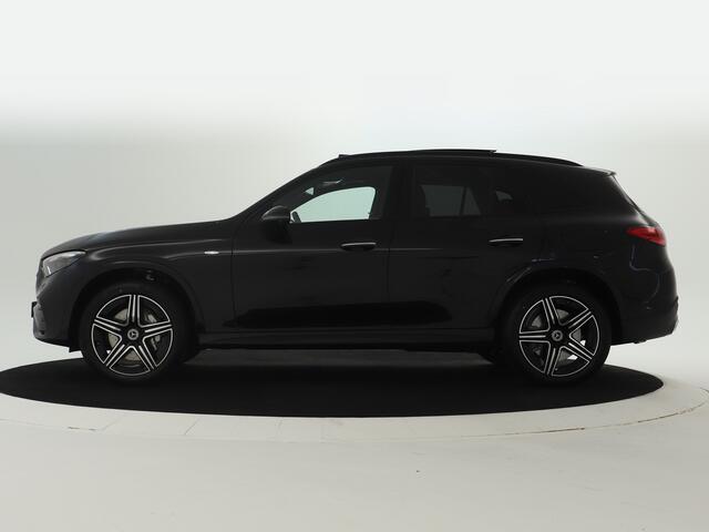 Mercedes-Benz GLC-KLASSE 300e 4MATIC Sport Edition | Trekhaak | Nightpakket | AMG Premium Plus | Parkeerpakket met 360°-camera | Winter pakket | KEYLESS GO-comfortpakket | EASY PACK achterklep | Dodehoekassistent |