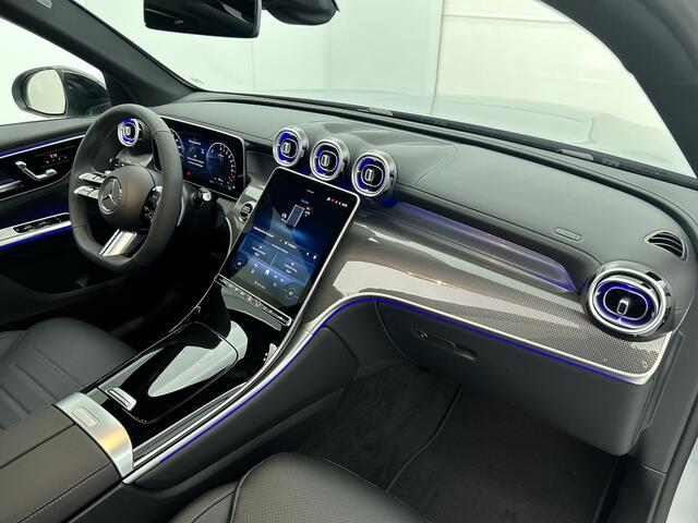 Mercedes-Benz GLC-KLASSE 300e 4MATIC Sport Edition | Premium pakket | Trekhaak | Nightpakket | Augmented Reality Navigation | Digital Light | Smartphone-integratie | 360° camera | Memorypakket |