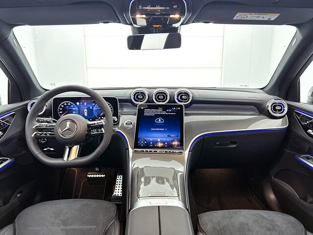 Mercedes-Benz GLC-KLASSE 300e 4MATIC Sport Edition | AMG Premium | Trekhaak | Nightpakket | Winterpakket | 20 inch AMG velgen zwart | 360°-camera | DIGITAL LIGHT | Augmented Reality Navigation | Memorypakket |