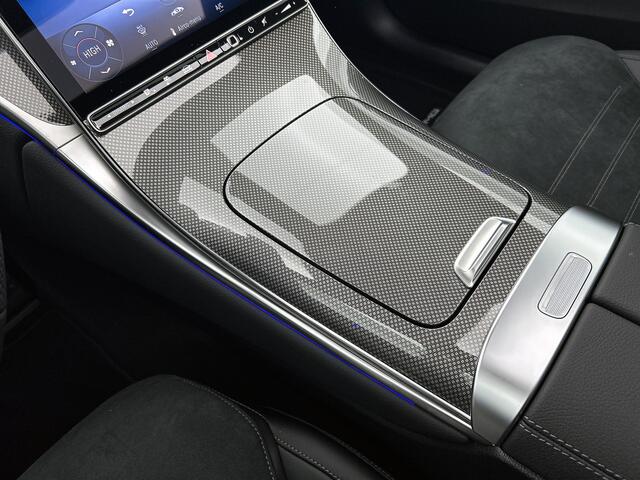 Mercedes-Benz GLC-KLASSE 300e 4MATIC Sport Edition | AMG Premium | Trekhaak | Nightpakket | Winterpakket | 20 inch AMG velgen zwart | 360°-camera | DIGITAL LIGHT | Augmented Reality Navigation | Memorypakket |