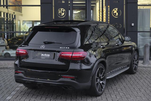 Mercedes-Benz GLC-KLASSE GLC43 AMG 367pk 4MATIC Panoramadak Luchtvering Burmester Trekhaak Distronic 21" LMV Leder Command