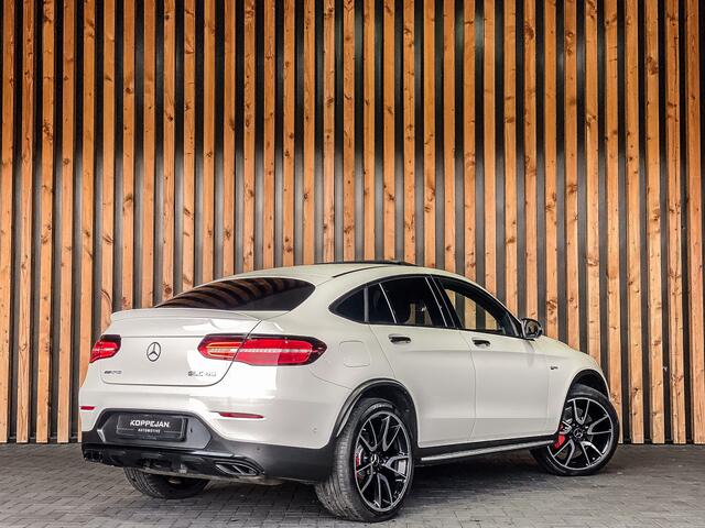 Mercedes-Benz GLC-KLASSE Coupé AMG 43 4MATIC 368PK Automaat | PANORAMADAK | BURMESTER | MEMORY | TREKHAAK | SFEERVERLICHTING | HEAD-UP |