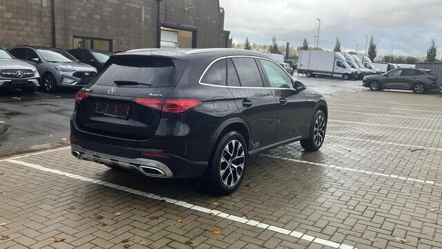 Mercedes-Benz GLC-KLASSE 300e 4MATIC LUXURY LINE, BOEKJES,NAP EN ONDERHOUDSHISTORIE