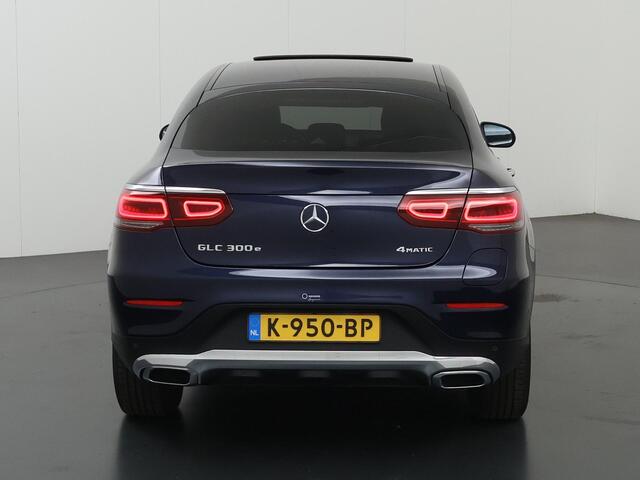 Mercedes-Benz GLC-KLASSE Coupé 300e 4MATIC Premium Plus | Schuif/kanteldak | Multibeam | Burmester | Memory | Widescreen | Keyless | Headup |