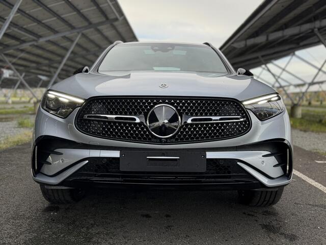 Mercedes-Benz GLC-KLASSE 300e 4MATIC Sport Edition | Night | Panoramaschuifdak | Premium Plus | Head-up | Rijassistentiepakket Plus | Trekhaak | Burmester |