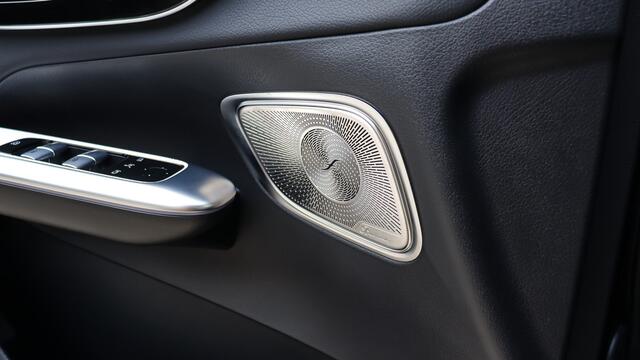 Mercedes-Benz GLC-KLASSE 300de 4MATIC AMG Line | Stoelventilatie | Burmester | Head-up | Panoramadak | Airmatic | Achterasbesturing