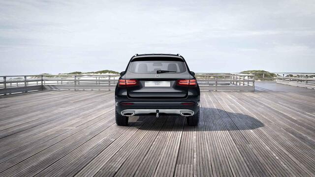 Mercedes-Benz GLC-KLASSE 250 4MATIC Business Solution | Rijassistentiepakket | Trekhaak | Stoelverwarming | Apple Carplay | Achteruitrijcamera |
