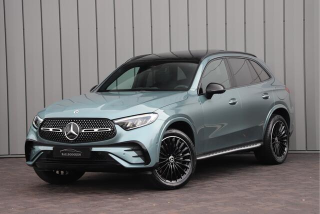 Mercedes-Benz GLC-KLASSE 300e AMG 4-Matic | 313PK | Massage | Head-up | Pano | Burmester | Sfeerverlichting | Stuurwielverw. | Distronic | Trekhaak | 2025.