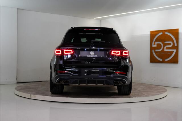 Mercedes-Benz GLC-KLASSE 300e 4MATIC AMG 320PK | Pano | Sfeer | Leder | Stoelverw.+vent. | 12 MND Garantie