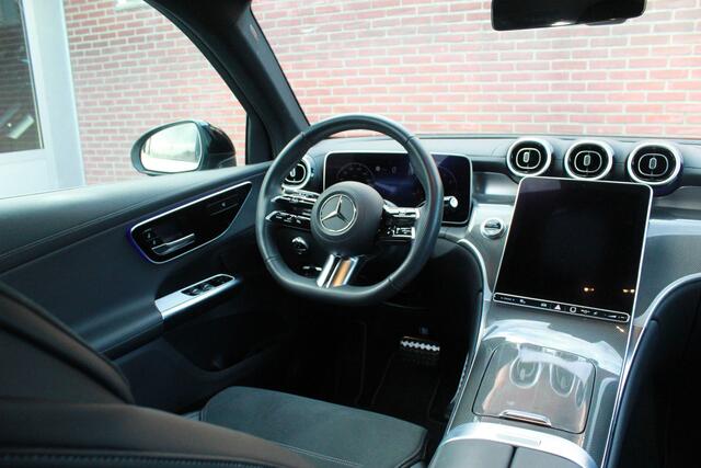 Mercedes-Benz GLC-KLASSE 200 4MATIC AMG Line | Distronic | Trekhaak | Carplay |