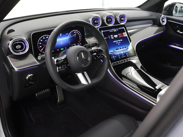 Mercedes-Benz GLC-KLASSE 300e 4MATIC Sport Edition | AMG-line | Night | Panoramadak | Sfeerverlichting | Digital light | 360 camera | Stoelverwarming |